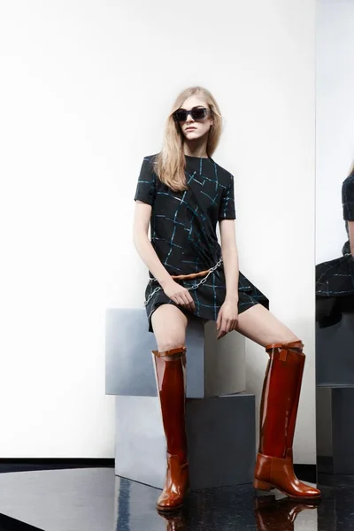 Look 14